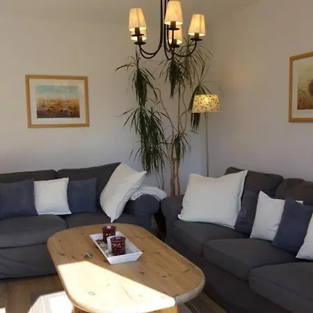Haus Carstensen-bungalow 1 *